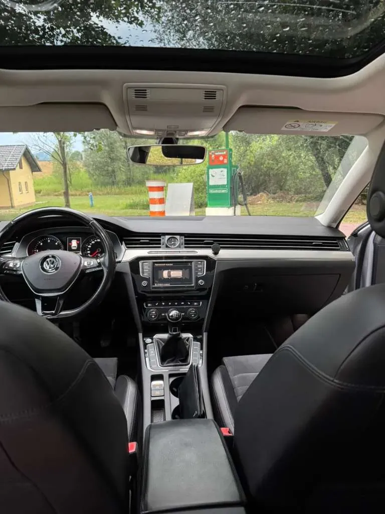 Volkswagen Passat 2015 photo 2