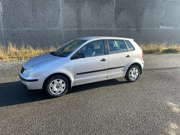 Volkswagen Polo 2004 photo 3