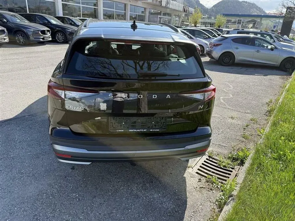Skoda Enyaq 2023 photo 3