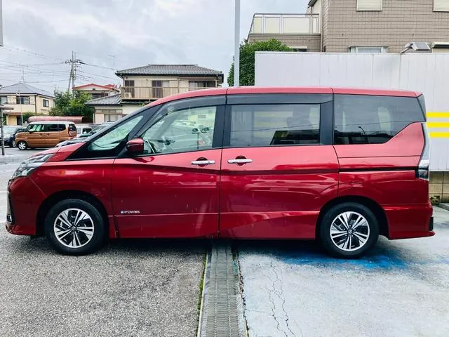 Nissan Serenade 2021 photo 2