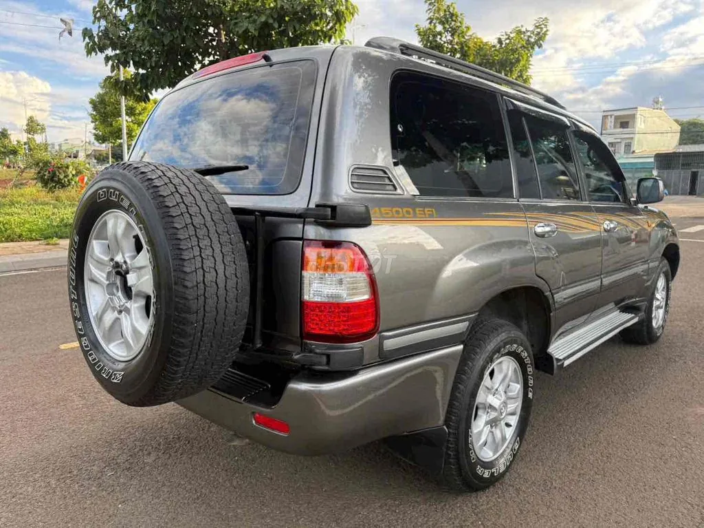 Toyota Land Cruiser 2005 photo 5
