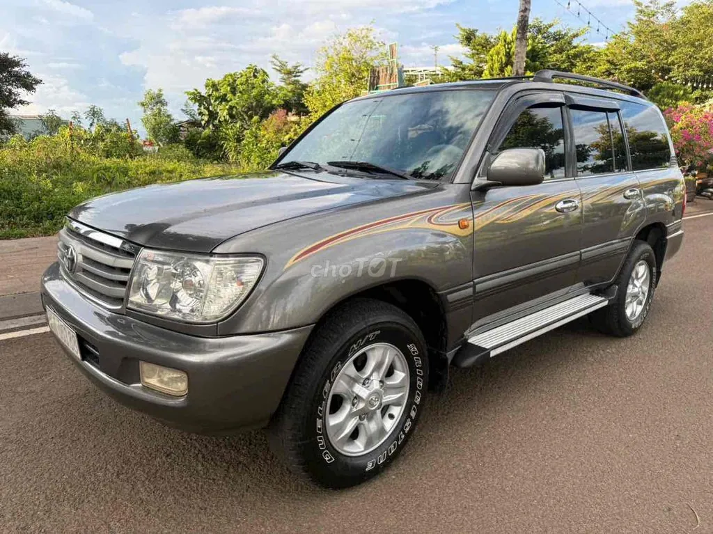 Toyota Land Cruiser 2005 photo 4