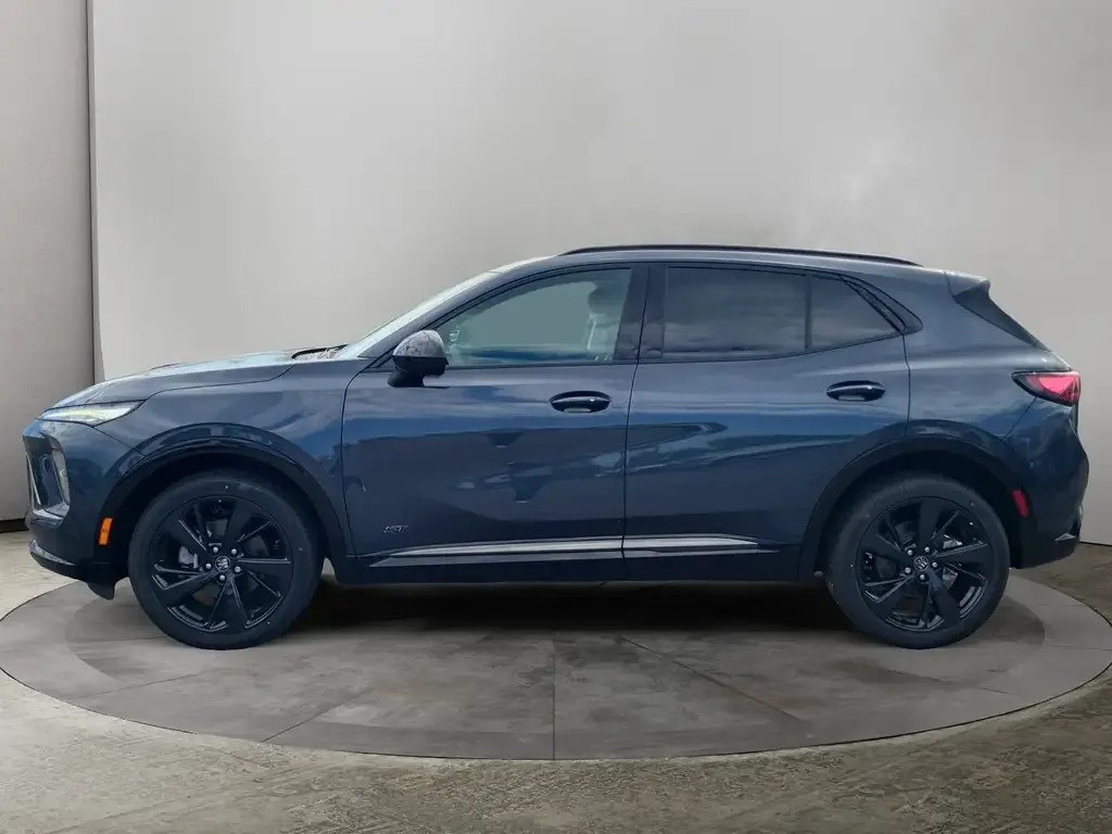 Buick Envision 2026 photo 2