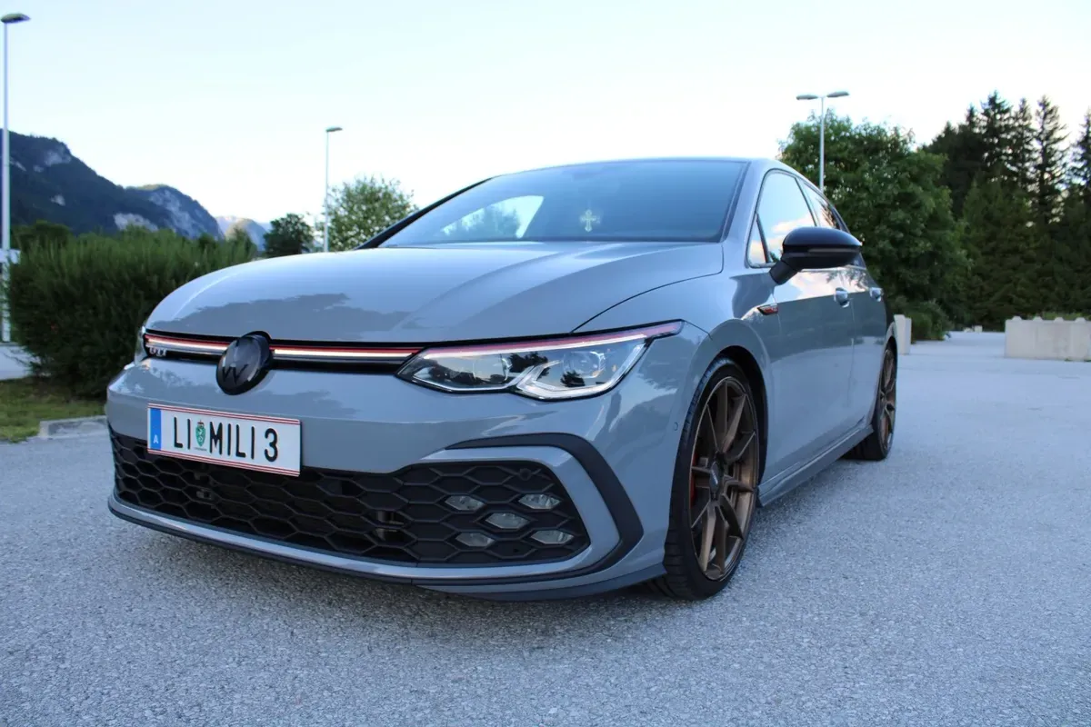 Volkswagen Golf 2021 photo 2