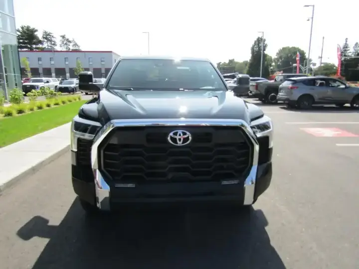 Toyota Tundra 2026 photo 3