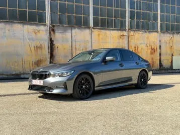BMW 330E