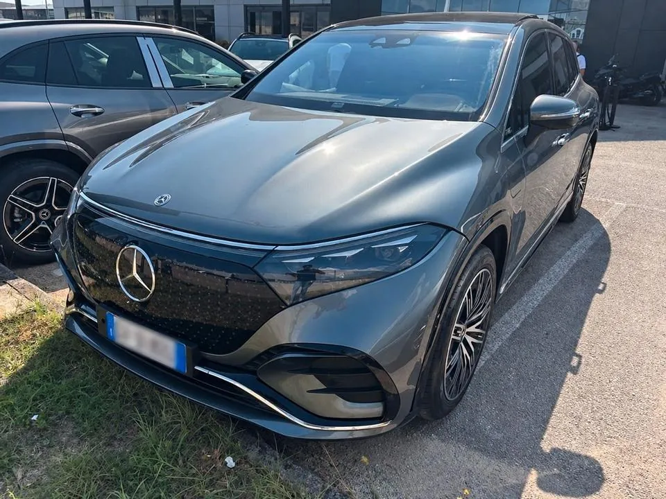 Mercedes-Benz Eqs