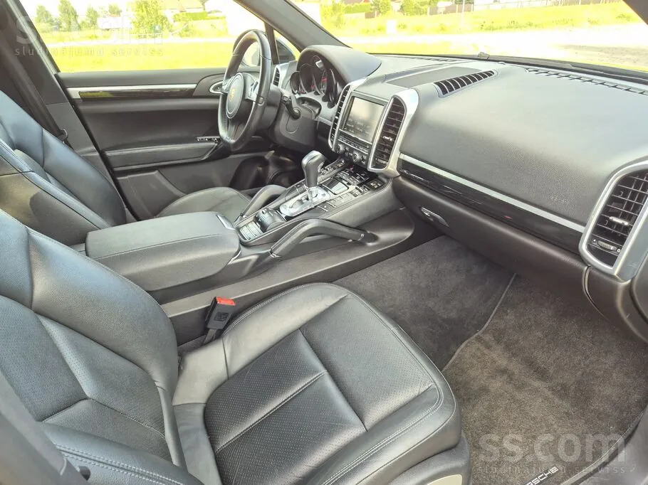Porsche Cayenne 2013 photo 5