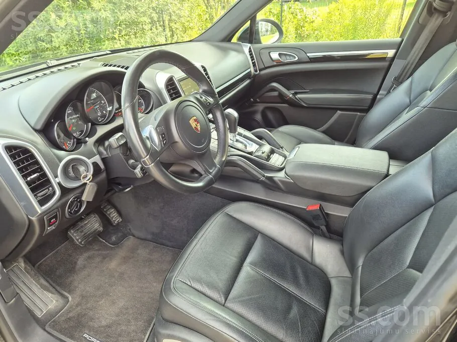 Porsche Cayenne 2013 photo 4