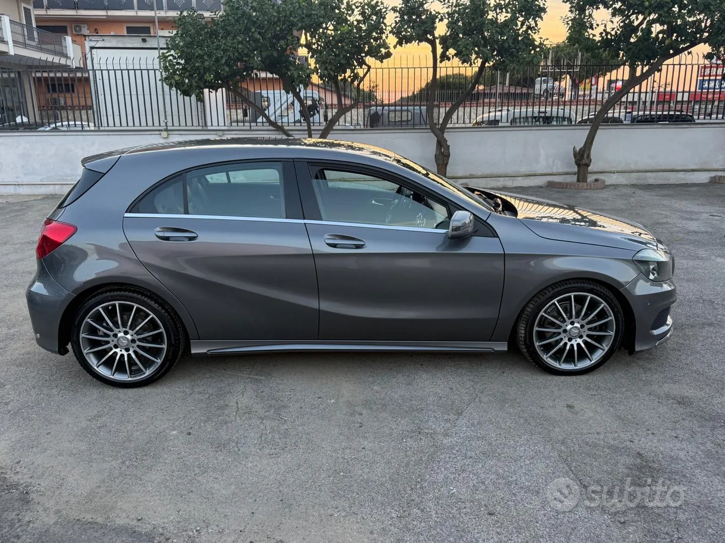 Mercedes-Benz A 200 2015 photo 3