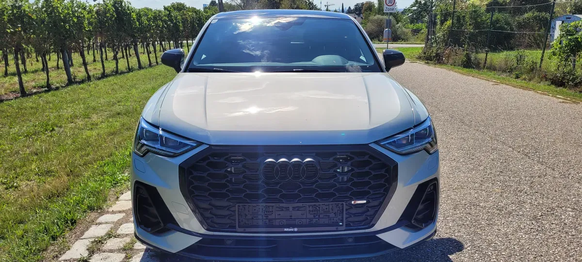 Audi Q3 2024 photo 2