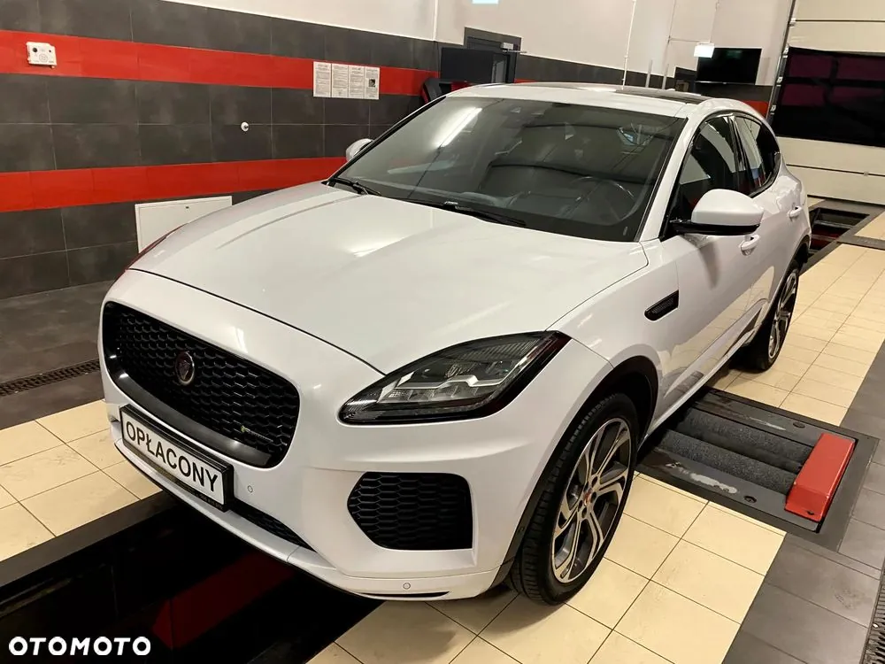Jaguar E-Pace 2018 photo 2