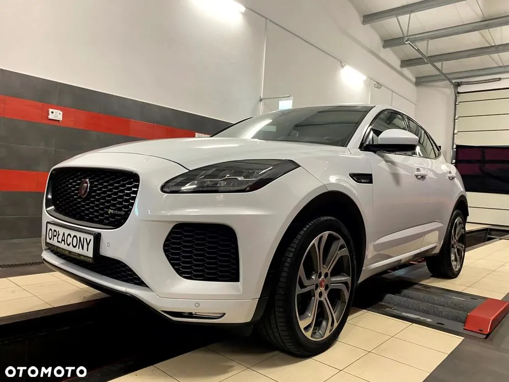 Jaguar E-Pace 2018 photo 3
