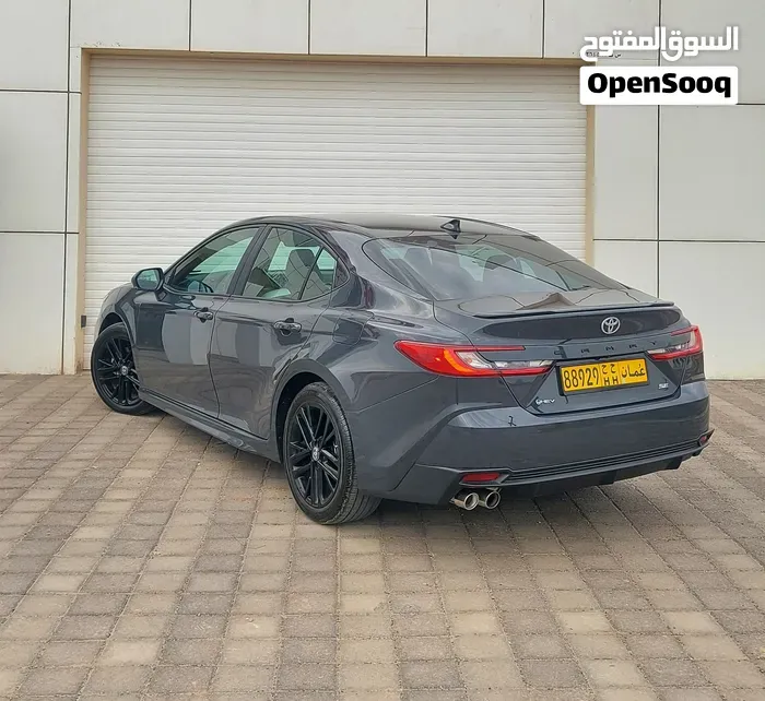 Toyota Camry 2025 photo 3