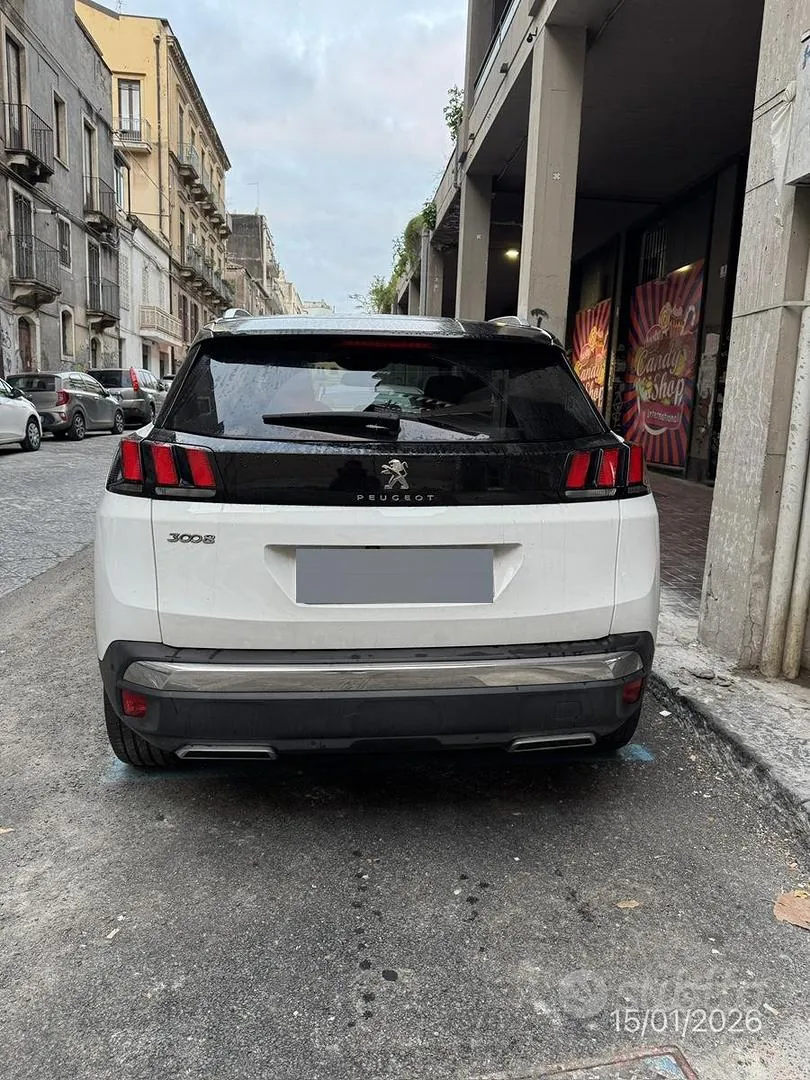 Peugeot 3008 2020 photo 3