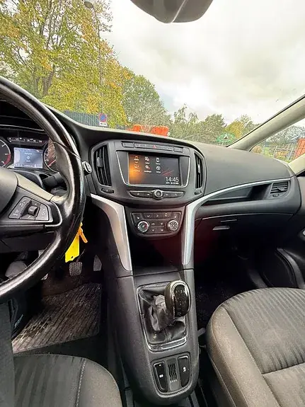 Opel Zafira 2017 photo 4