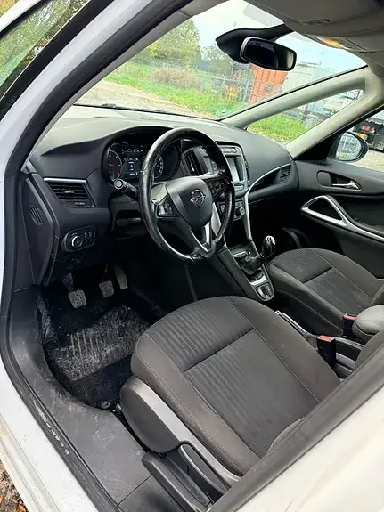 Opel Zafira 2017 photo 3