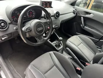 Audi A1 2012 photo 2