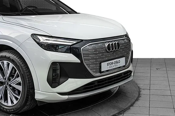Audi Q4 E-Tron 2022 photo 2