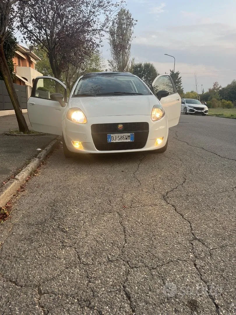 Fiat Grande Punto 2007 photo 5