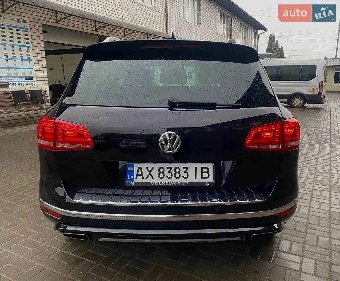Volkswagen Touareg 2015 photo 4