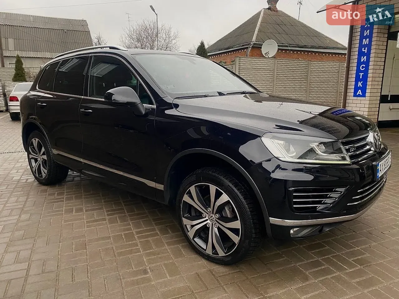 Volkswagen Touareg 2015 photo 2