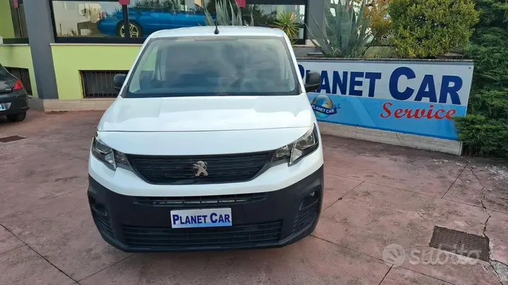 Peugeot Partner 2021 photo 3
