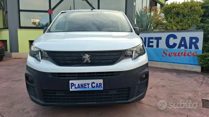 Peugeot Partner 2021 photo 2