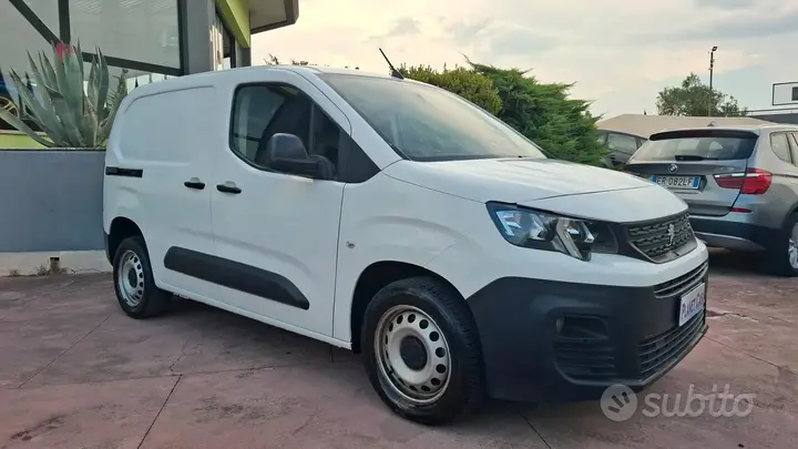 Peugeot Partner 2021 photo 4