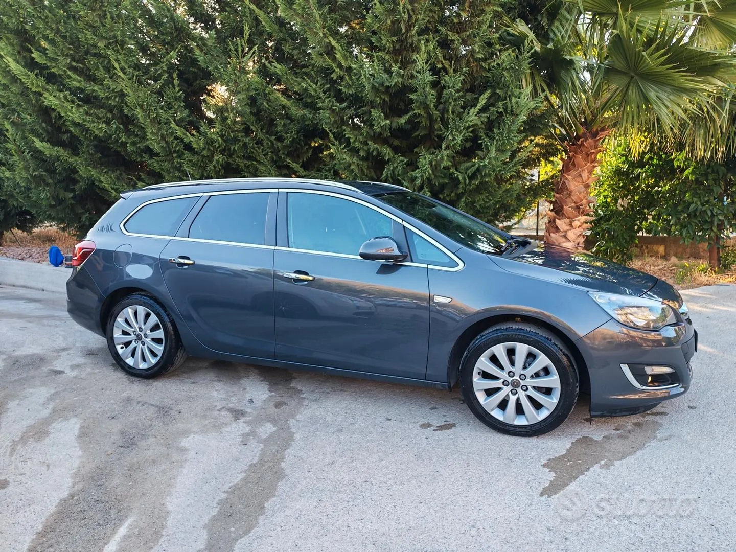 Opel Astra 2013 photo 3