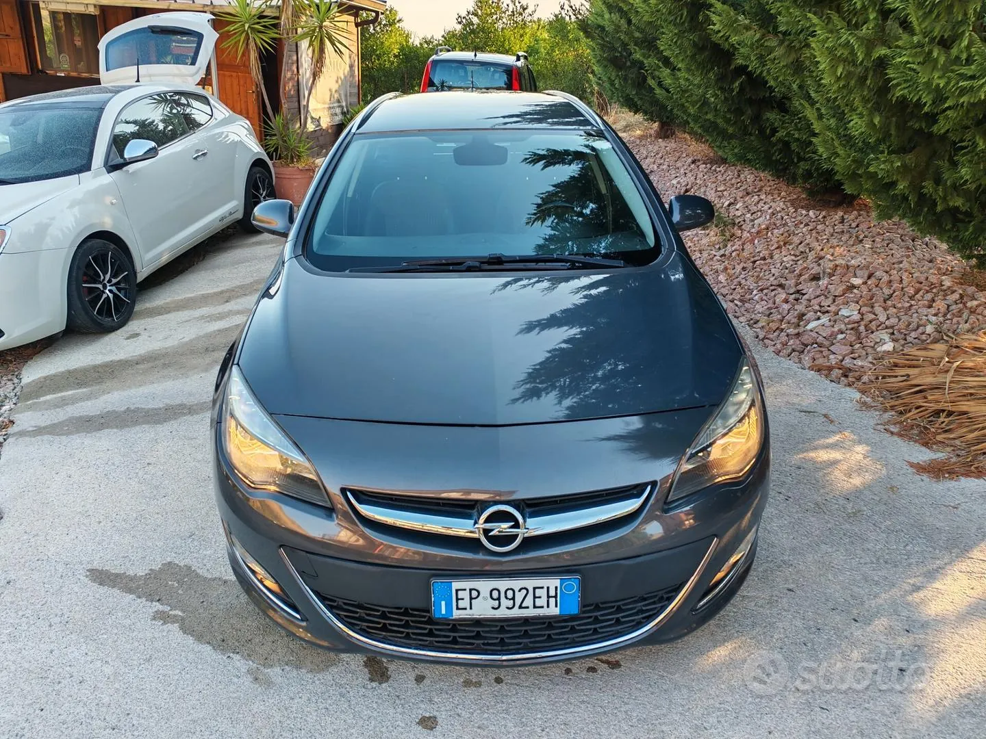 Opel Astra 2013 photo 4