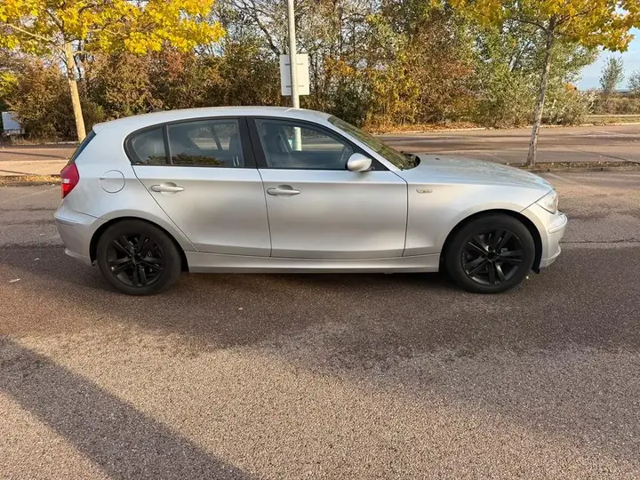 BMW 120I