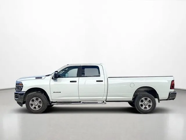 Ram 3500 2026 photo 2