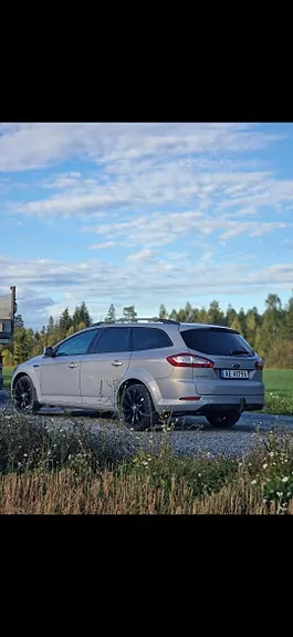 Ford Mondeo 2011 photo 2