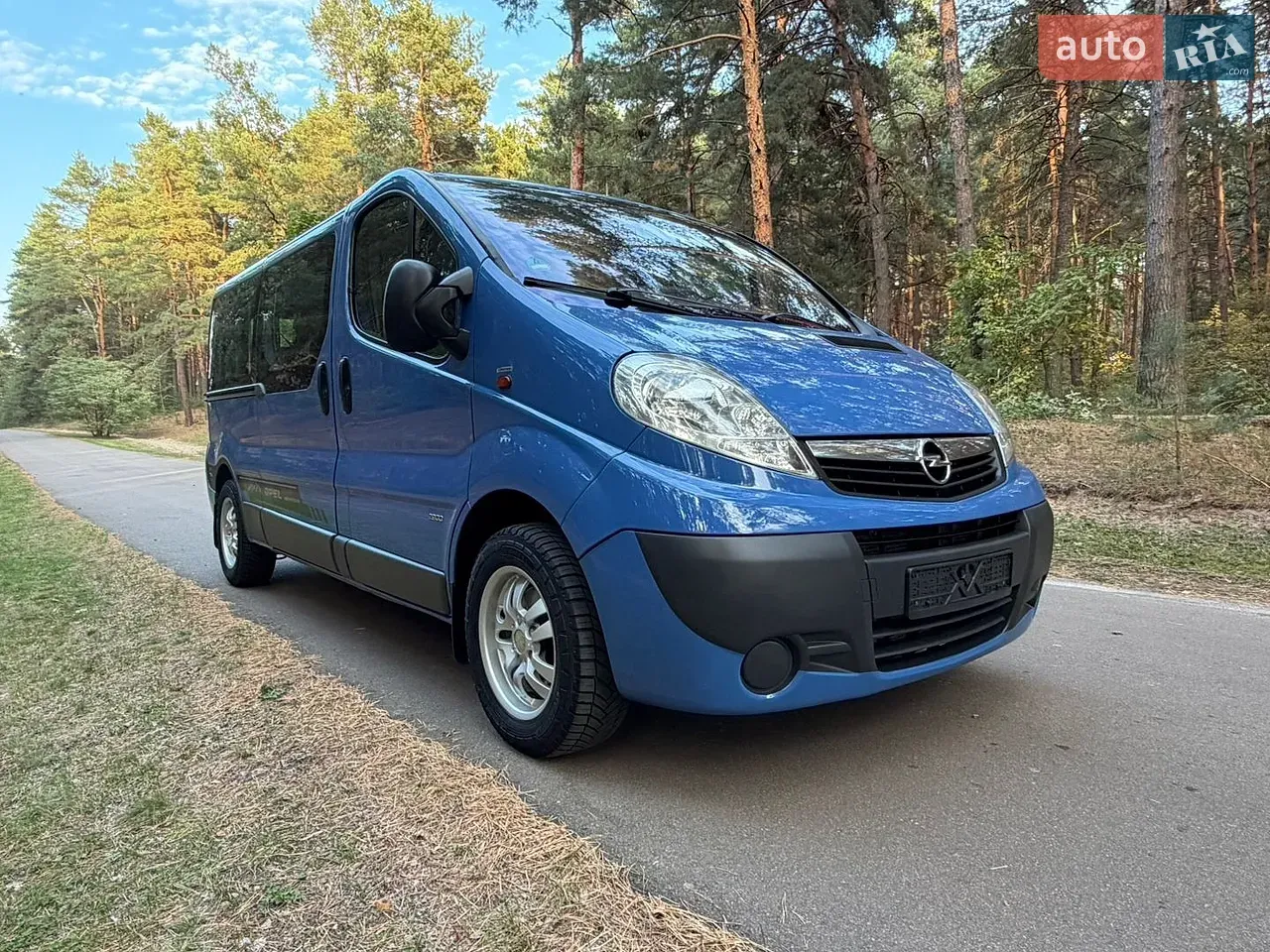 Opel Vivaro 2013 photo 3