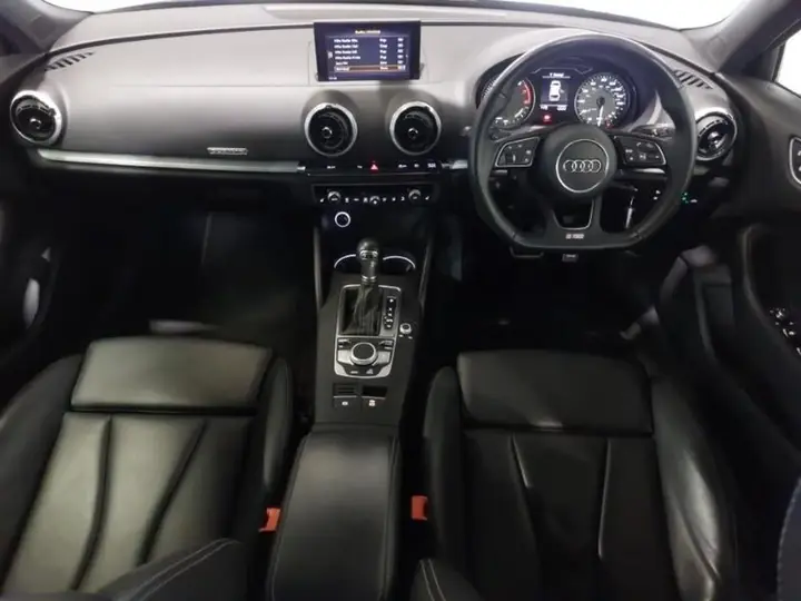 Audi S3 2019 photo 3