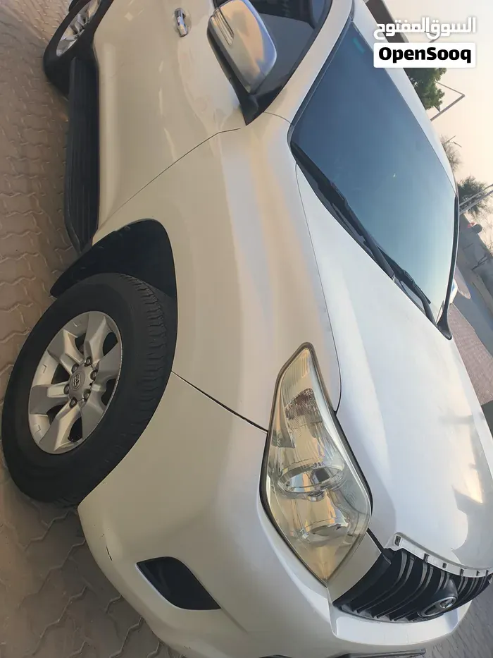 Toyota Prado 2013 photo 4