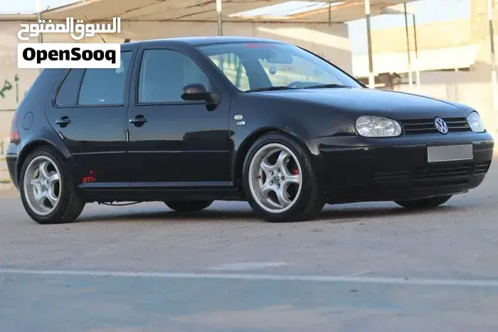 Volkswagen Golf 2000 photo 2