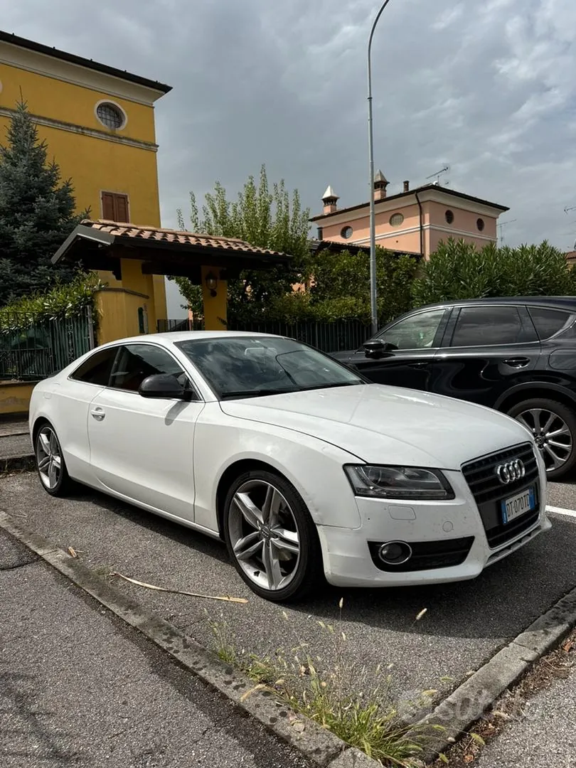 Audi A5 2008 photo 2