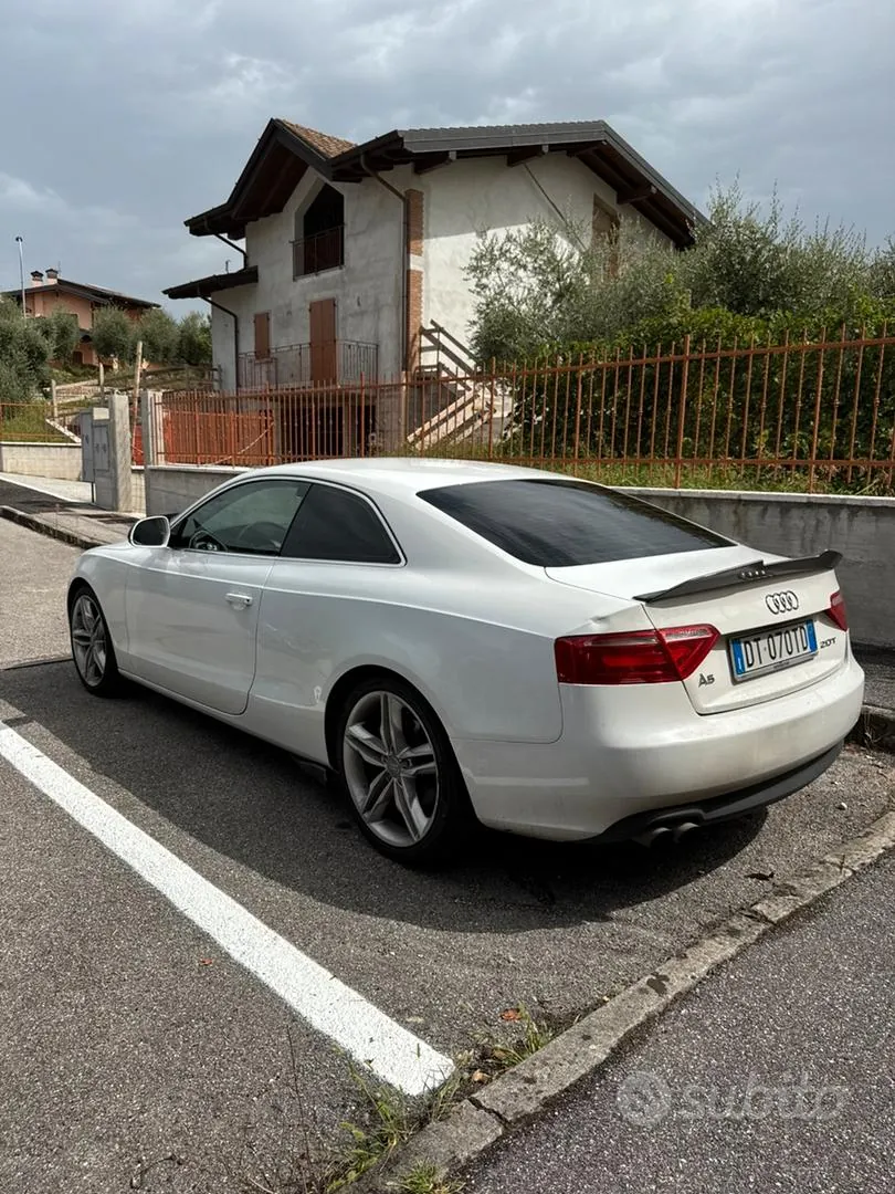 Audi A5 2008 photo 4