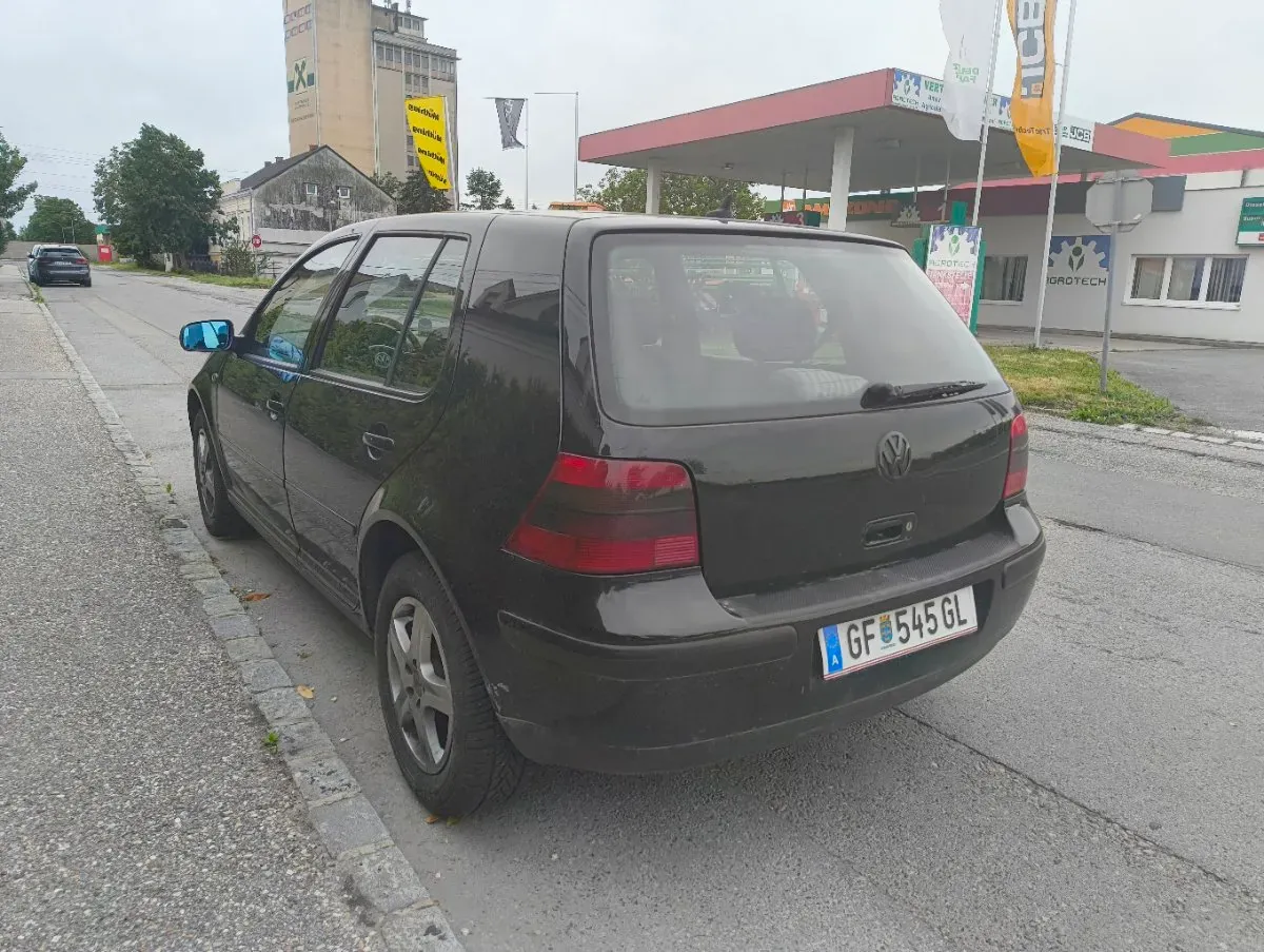 Volkswagen Golf 1999 photo 3
