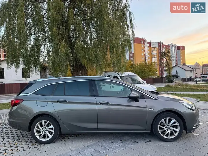 Opel Astra 2018 photo 5