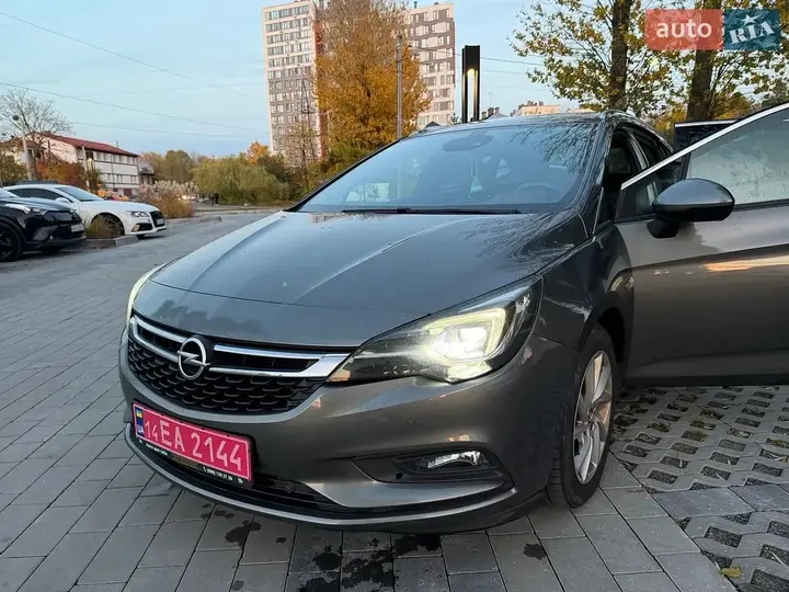 Opel Astra 2018 photo 4