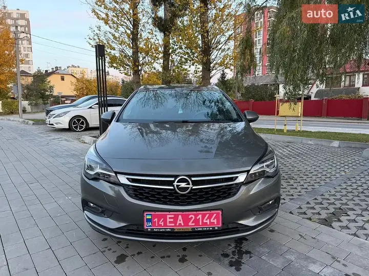 Opel Astra 2018 photo 3