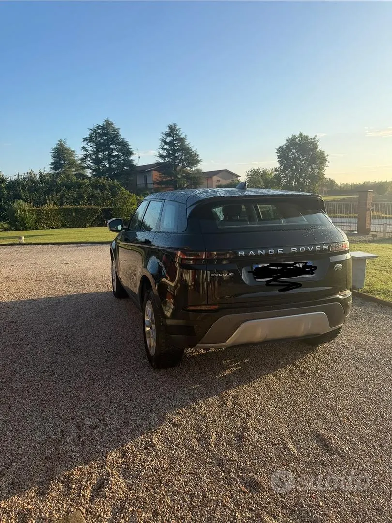 Land Rover Range Rover Evoque 2021 photo 4