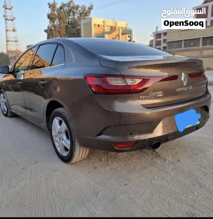 Renault Megane 2019 photo 2