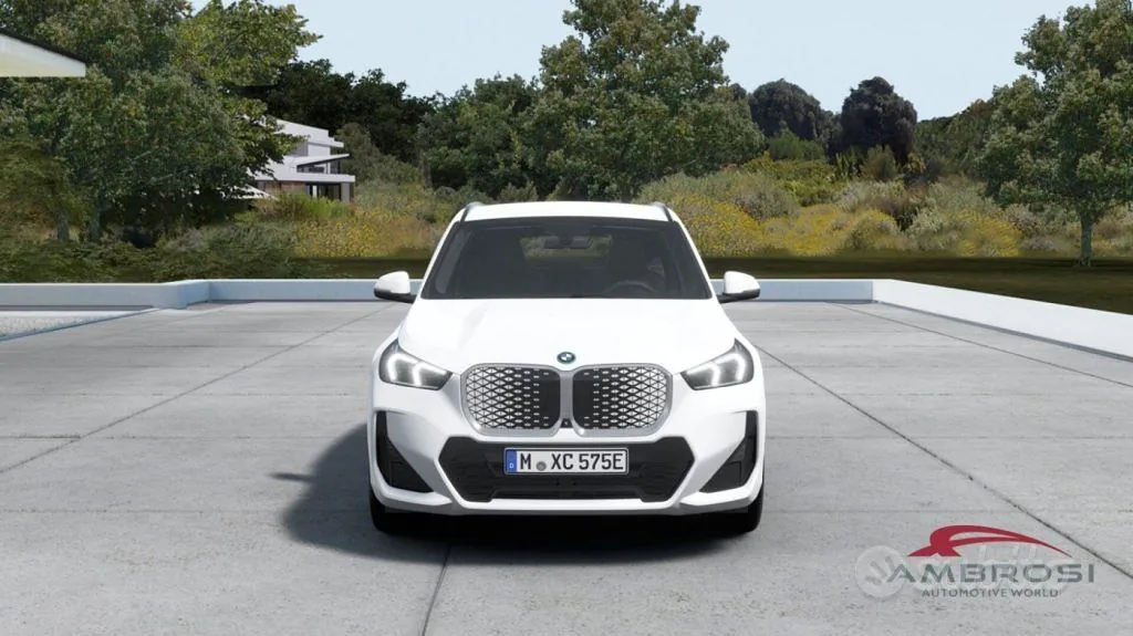 BMW Ix1 2026 photo 4