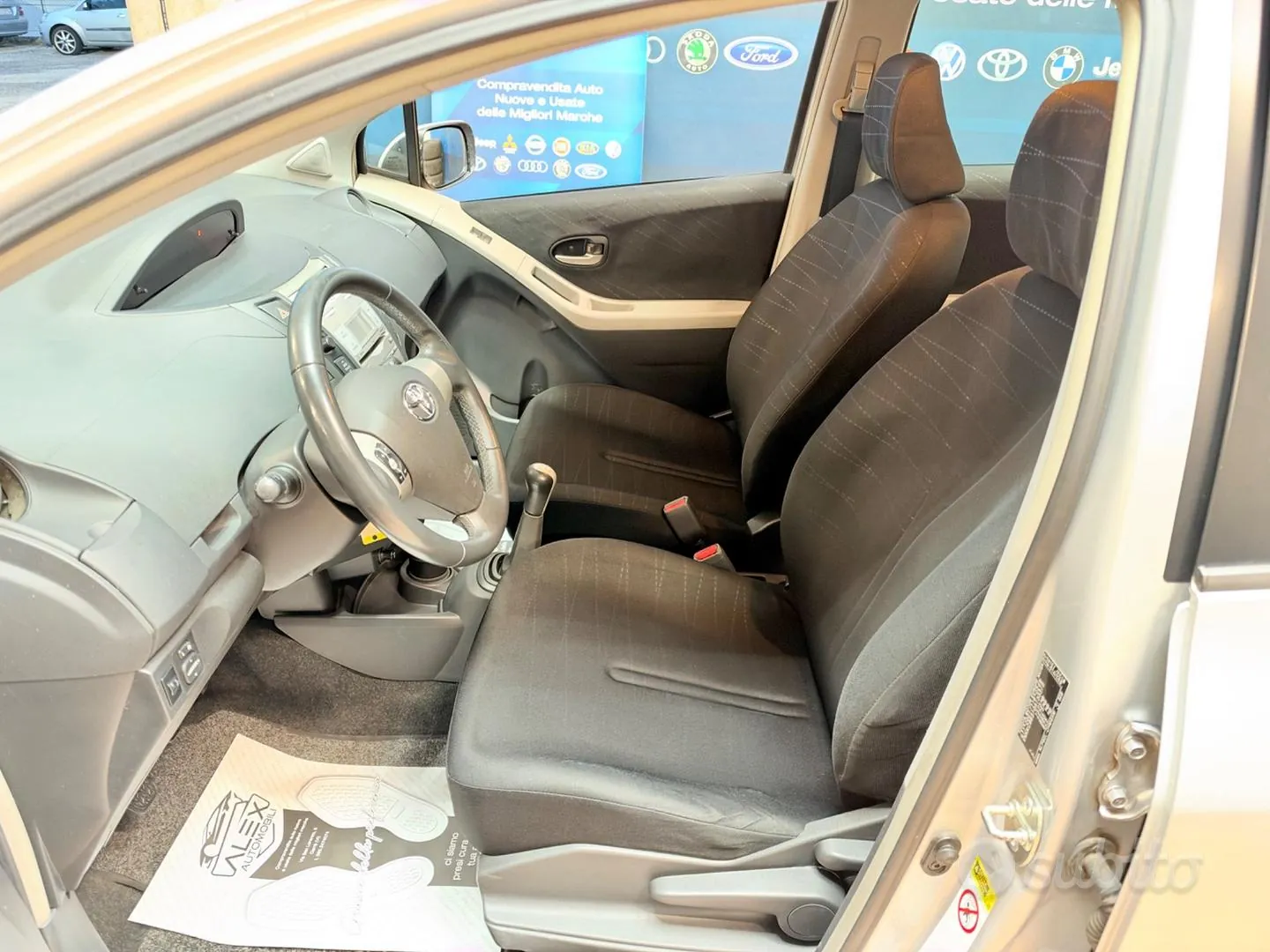Toyota Yaris 2007 photo 5