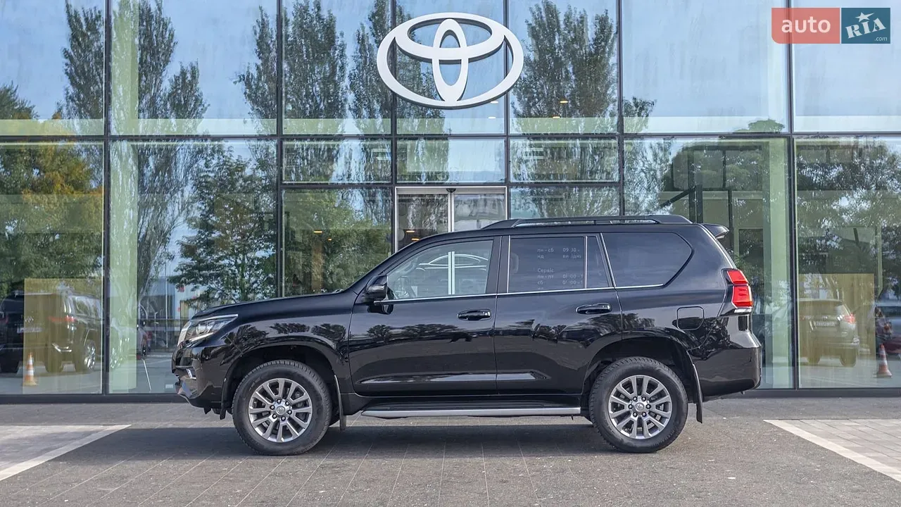Toyota Land Cruiser Prado 2018 photo 3