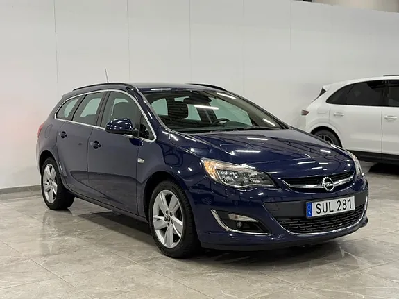Opel Astra 2014 photo 2